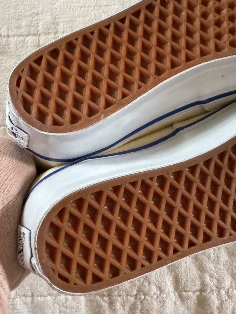 Vans - Picture 4 of 4